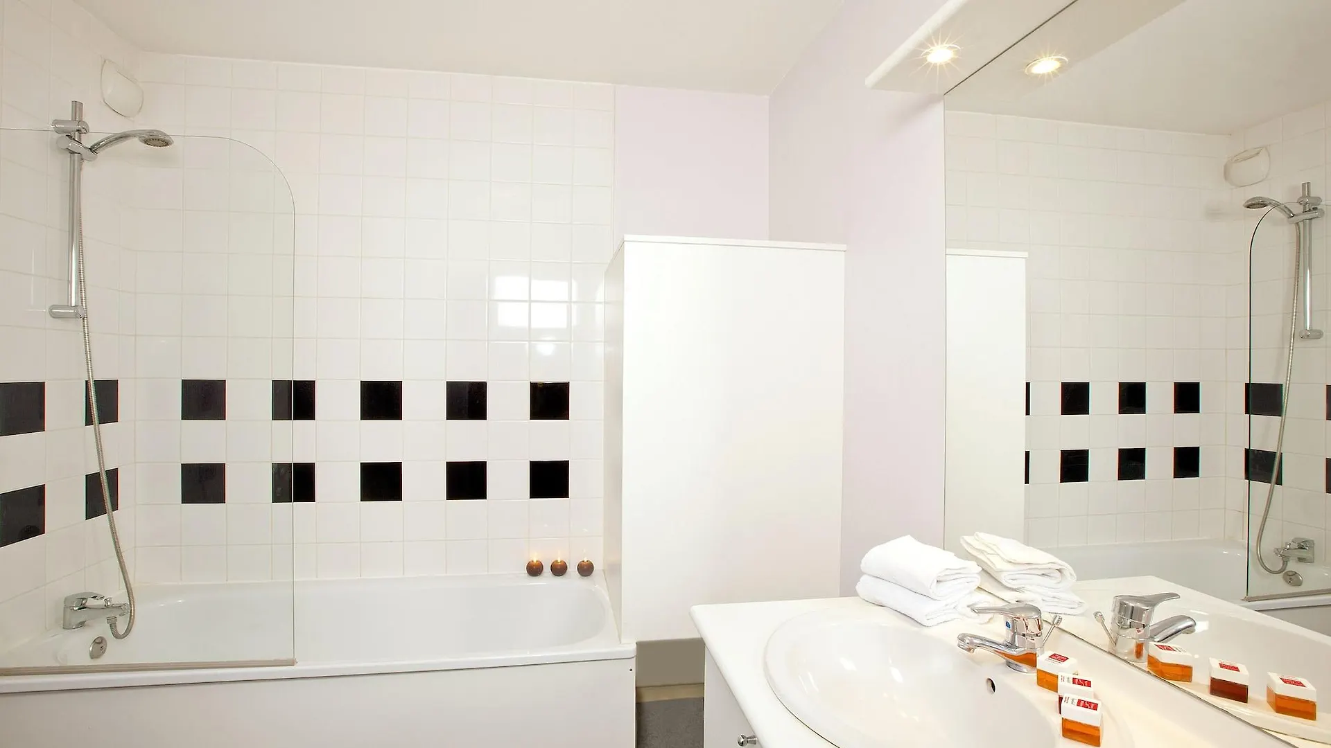 Sejours & Affaires Lille Europe Aparthotel