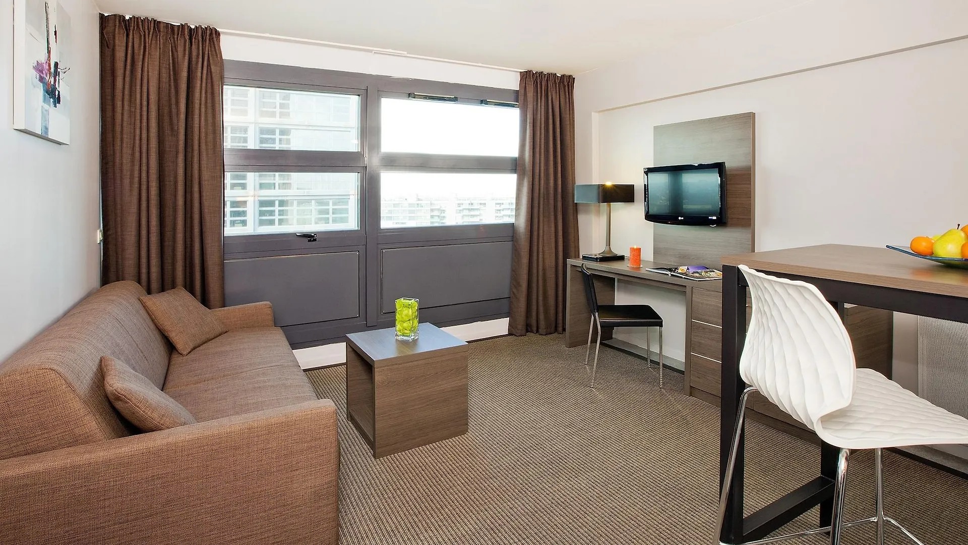 Sejours & Affaires Lille Europe Aparthotel