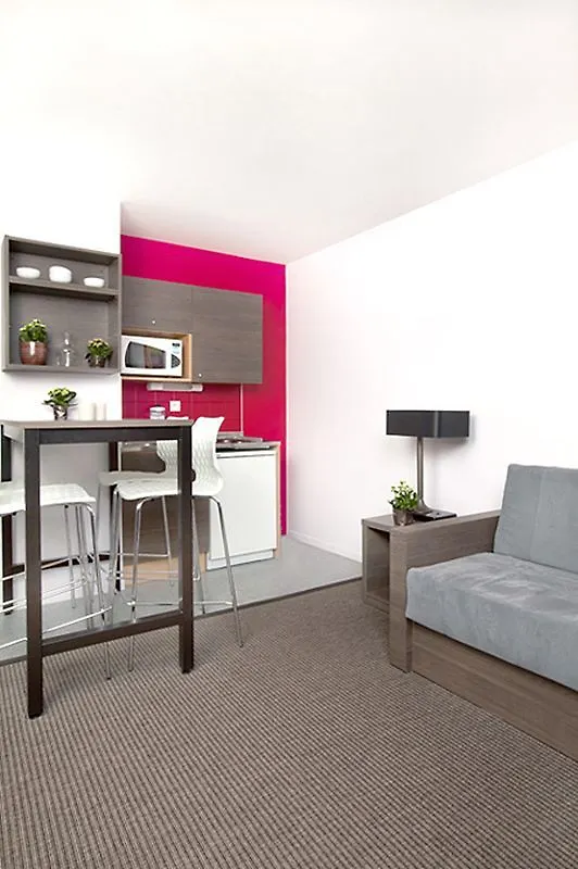 Séjours&Affaires Lille Europe Appart hôtel