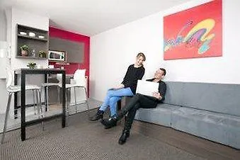 ** Appart hôtel Séjours&Affaires Lille Europe France
